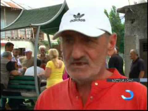 მერაბ გორგაძე შარაბიძეების დასახლების მცხოვრებლებს შეხვდა