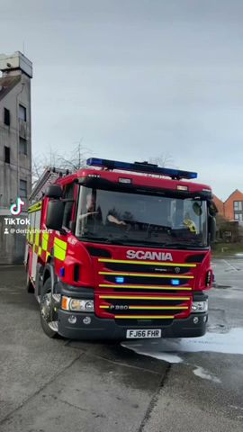 Did you know our fire engines have a range of tones? They are demonstrated here! #firefighter #siren