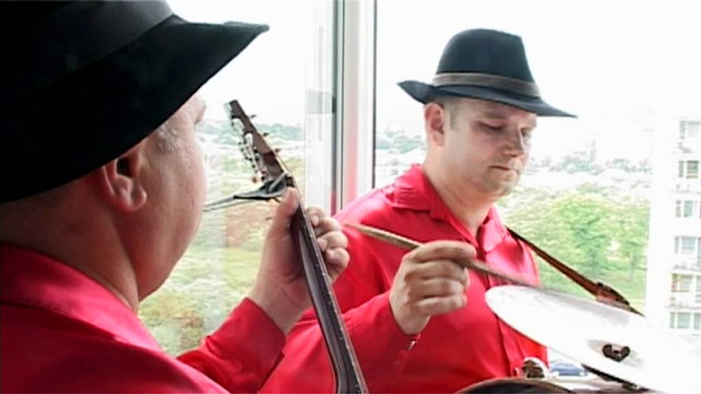 Hudobná skupina Artes ,Svadba 18.6.2011 u ženícha