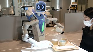 調理から配膳、掃除も全部ロボットで　川重が東京に実証レストラン