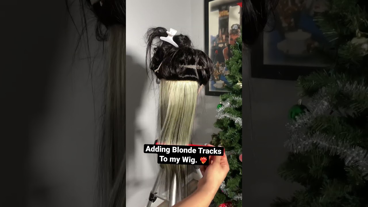 Adding Blonde Tracks to my Wig. 🖤 