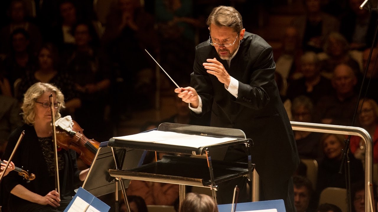 андрей мостицкий дирижер. андрей андреев дирижер. палочка для дирижирования. дирижер и оркестр. айзикович дирижер.