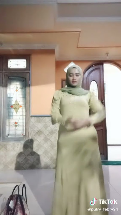 tiktok jilbab manis