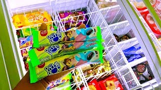 Enaknya Es Krim Paddle Pop Octopus Rasa Buah Strawberry Berlapis Jelly Angur & Isi Saus Coklat