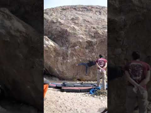 Beta Video for climb Finder's Fee v9, Bishop