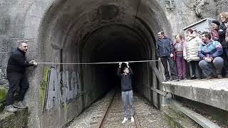 Trenes que NO CABÍAN por los túneles (ACEBO & WALTER)