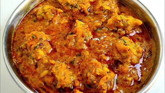 PYAZ PAKODA SABJI RECIPE||प्याज़ के पकोड़े की सब्जी बनाने का नया तरीका||ONION PAKODA|| Mummy Ki Rasoi. - YouTube