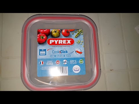 Pyrex Cook and Click 1.9l: unboxing. Free with 26 stamps at Continente.
