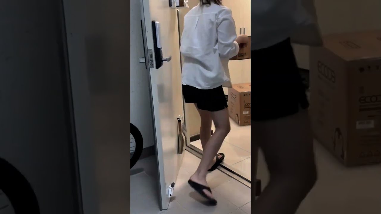 Stop the Hassle Ondaum World's Easy-to-Use and Durable Door Stopper 