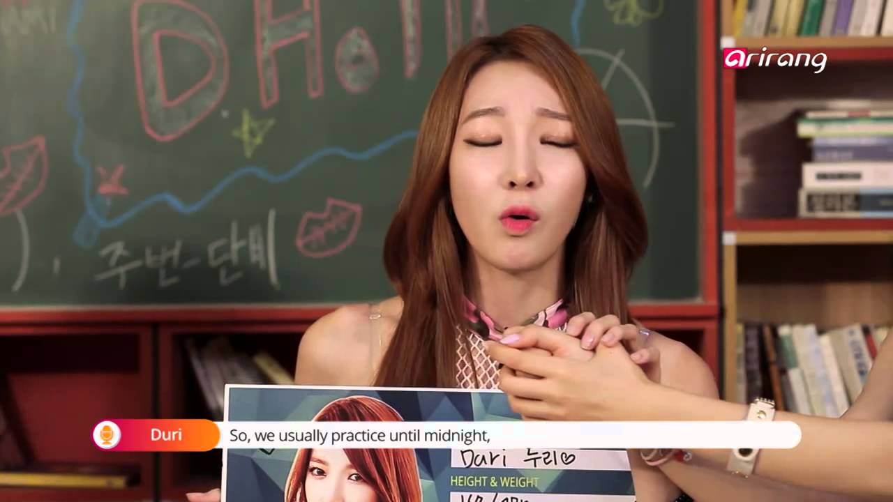 Pops in Seoul－D.Holic(디홀릭) _ Chewy(쫄깃쫄깃) - Interwiew