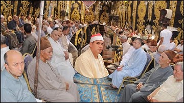 أسمع واستمتع بقلبك أداء احساس فى قمة الروعة والجمال قيصر النغم القارئ محمود على حسن