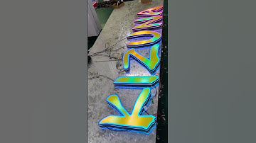 Boldly announcing the current popular signage in China. #signature #lightbox #lamplight