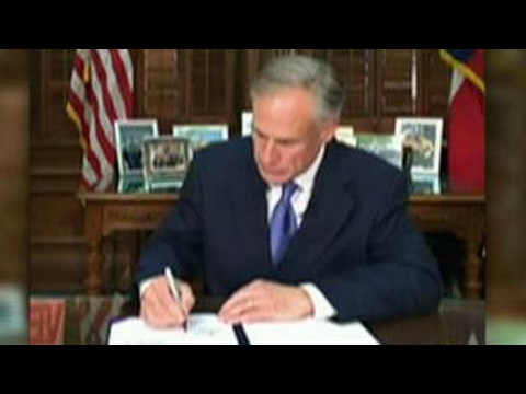 Gov. Abbott signs bill to ban sanctuary cities in Texas