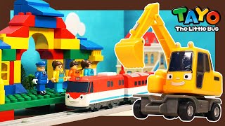 We are building a train station! l Heavy Vehicles Lego Play l Tayo the Little Bus