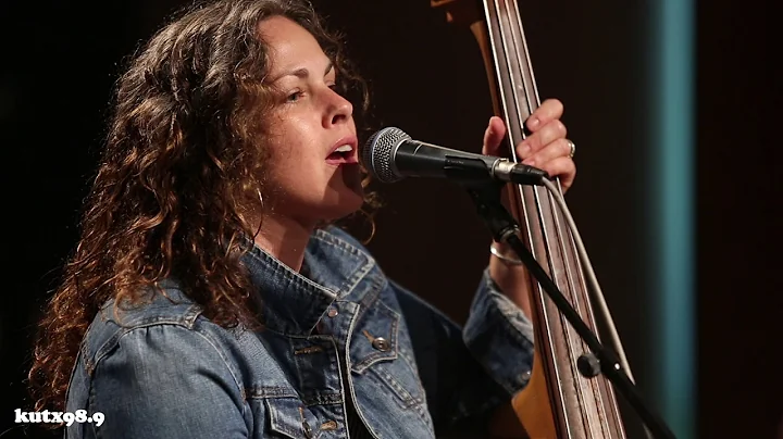 Amy LaVere & Will Sexton- How (Live in KUTX Studio...
