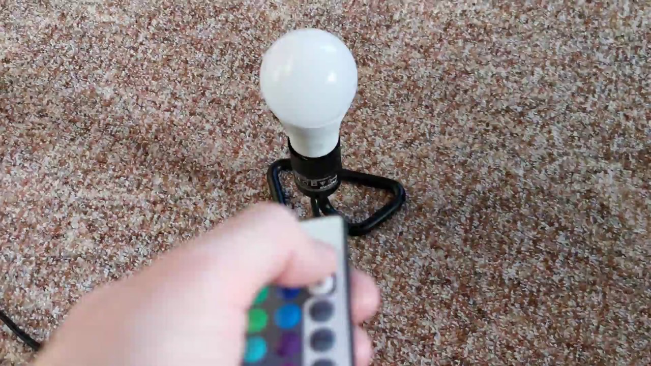 LED Glühbirne E27 Farbwechsel, ersetzt 60W, 800 Lumen, LED Birne mit Fernbedienung