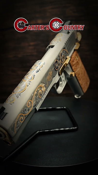 Customs & Collectables - Kimber Classic 1911 in 38 Super 😏 those burly grips get me every time 🔥