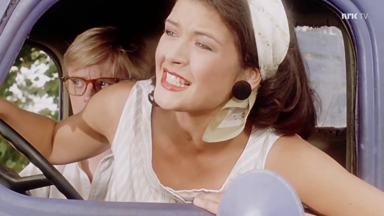 The Darling Buds Of May Season 2 E.4 YouTube