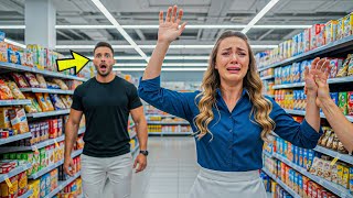 Download Lagu Serveerster geeft reddingssignaal aan miljardair - Wat hij daarna doet, had niemand verwacht.... MP3