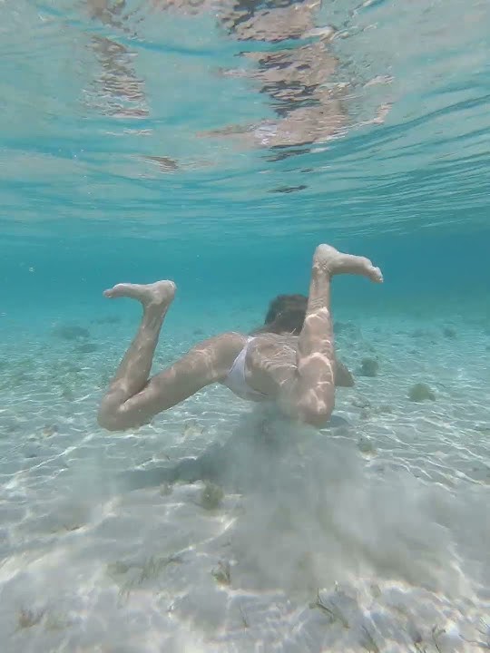 Other world. #underwater #underwaterworld #bali