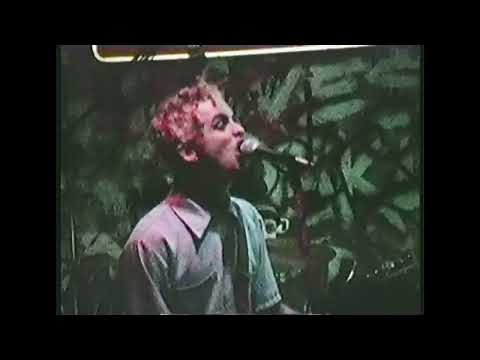 Green Day 924 Gilman Berkeley Ca 9 3 93 Lossless Xfer From Master VHS C Tape Full Show 1080p 