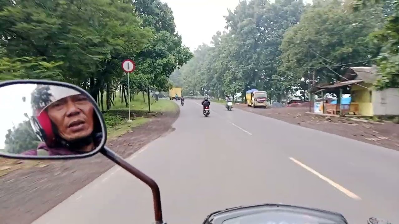 Cirebon bandung jalanan sepi 