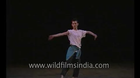 A beautiful dance adaption of Philip Glass's compo...