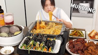 Cooking Mukbang :) Spicy dumpling noodles, seasoned fried chicken, Tuna vegetable gimbap