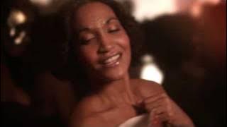 Suzanna Lubrano: Festa Mascarado