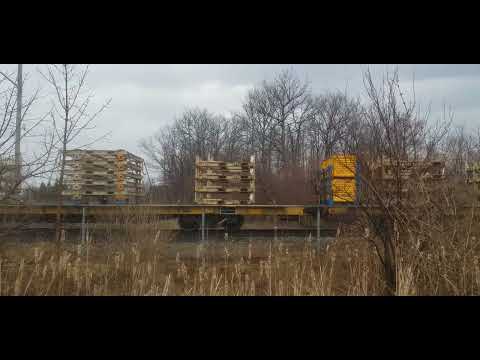 CN L551 EMD GTW GP38-2 5849 & GP9RM 4115  are Shovih into the Glasslead Industrial 