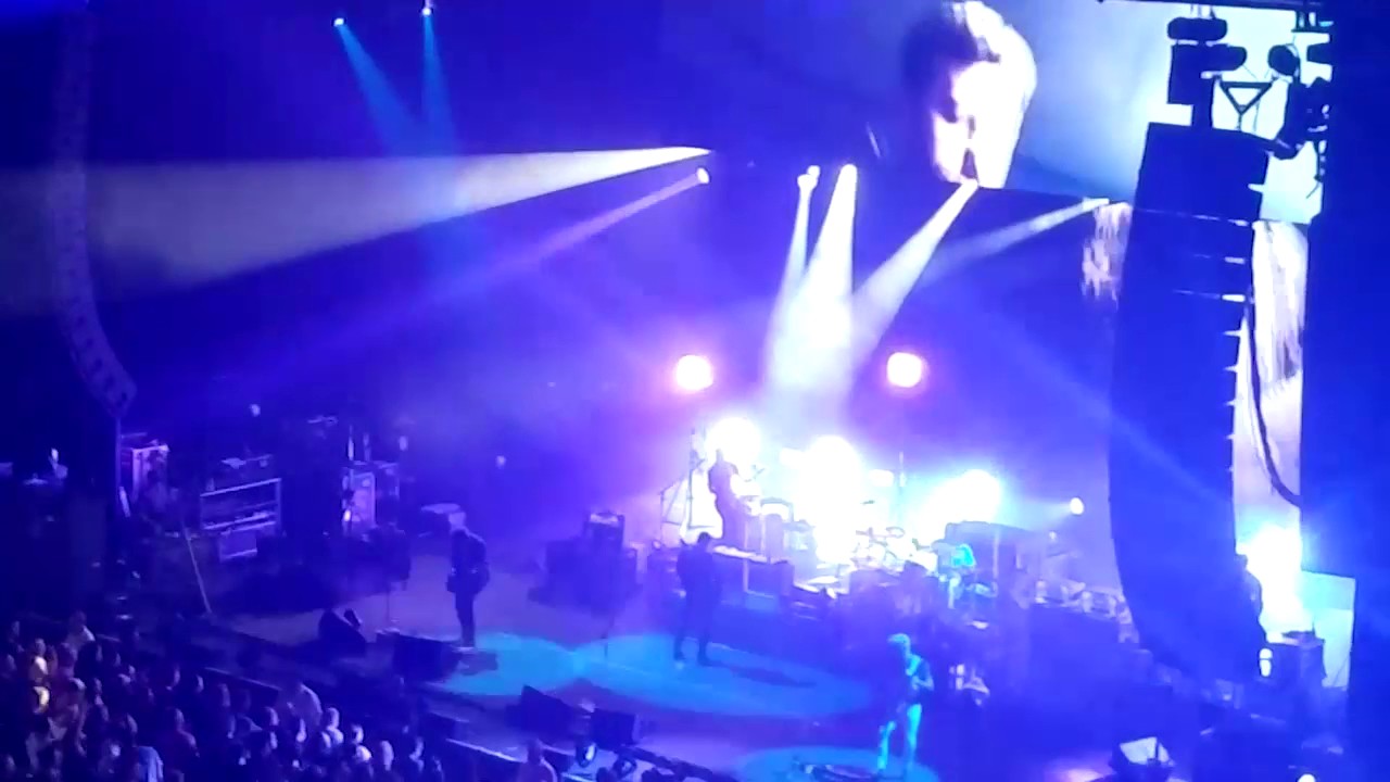 Kings of Leon Closer Crawl (7/27/2017 Saratoga NY) YouTube