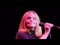 THE GO-GO&#39;S - REMEMBER (Walking InThe Sand) The Shangri-Las cover Live - SF,CA - 3/24/22 - 4K