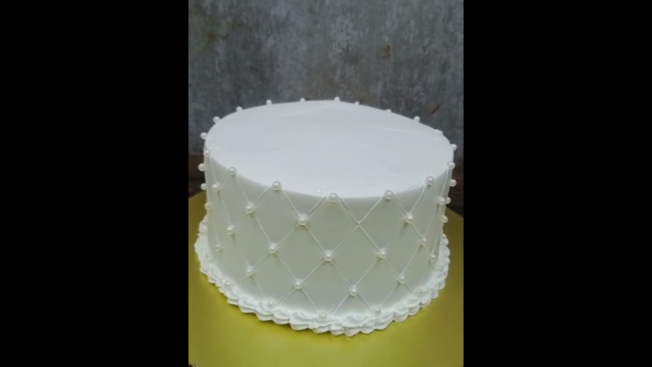 My Mom's Queen forever Cakes 