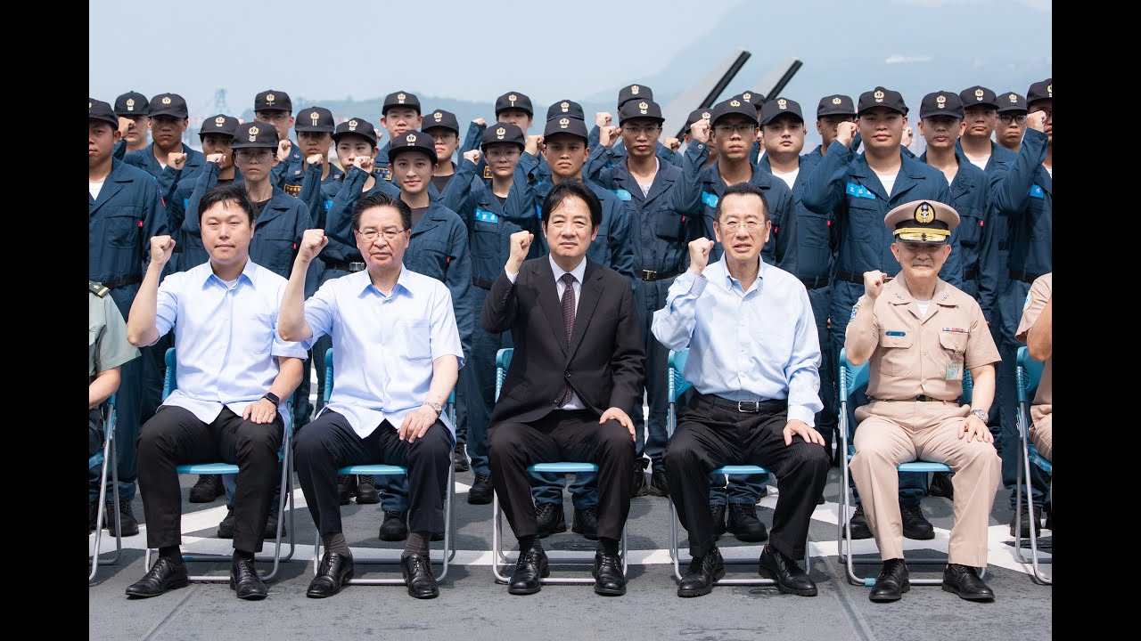 總統勗勉海軍62.1支隊期勉成為「有榮耀、有紀律、有戰力」鋼鐵勁旅