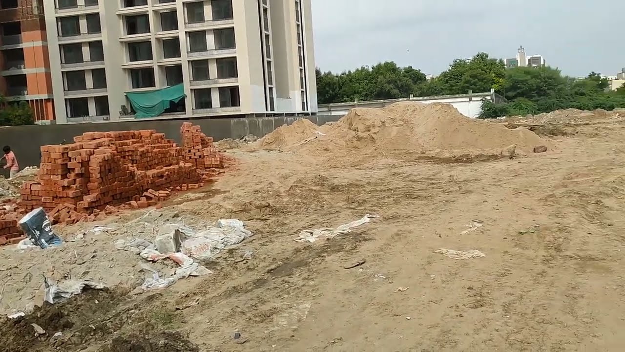 Sold | R1 Zone Land Availibale in Gota | TP 32 | 4870 FP