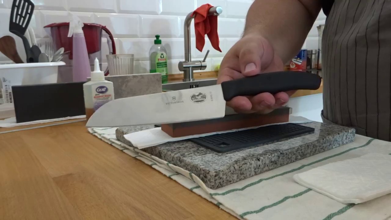 The joy of sharpening with oil stones 2! YouTube