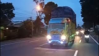 STORY WA TRUK KEHADIRAN CINTA || SUMBER REJEKI