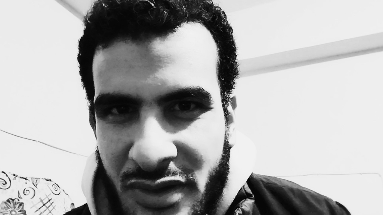 منتج ولا مستهلك؟