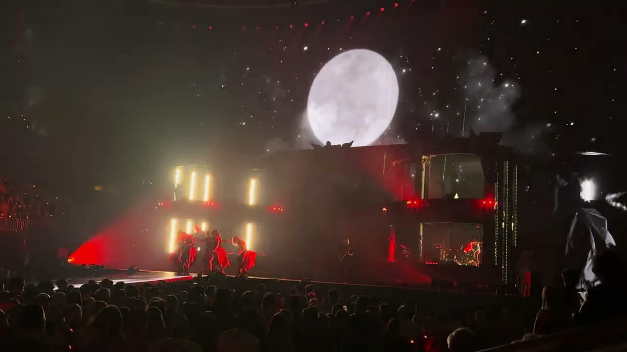 Lady Gaga - Paparazzi / LoveGame / Alejandro / The Beast - Mayhem Ball - Atlanta, GA