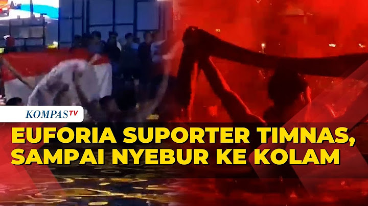 Suporter Timnas Nyebur ke Kolam HI Rayakan Indonesia Juara Piala AFF U19 2024