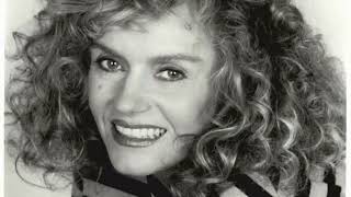 Famous Little-Known Details About Sharon Farrell Wealth