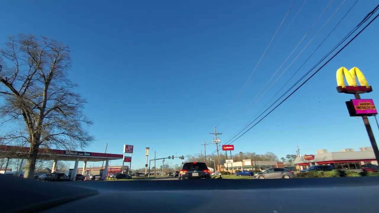 Drive along Cedar Rd and Pine Ridge Rd in Bogalusa