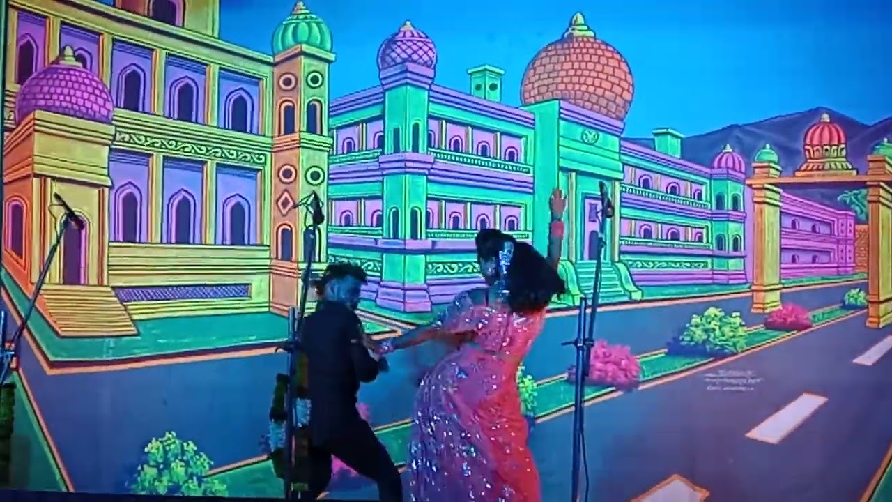 ಕರಿ ಕಂಬಳಿ ಬುಡಕ ನೀ ಹಾಸ ಹಾಡಿಗೆ ನೃತ್ಯ ಸೌಂದರ್ಯ ಬಾದಾಮಿ .ಕುಕನೂರು ತಾ .ರಾಜುರು ಗ್ರಾಮದಲ್ಲಿ.....