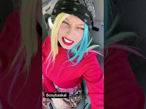 اي حد اسمه سلمي الاغنيه دي ليك و اكتب اسمك اغنهولك لو اسمك جديد و اعملي متابع