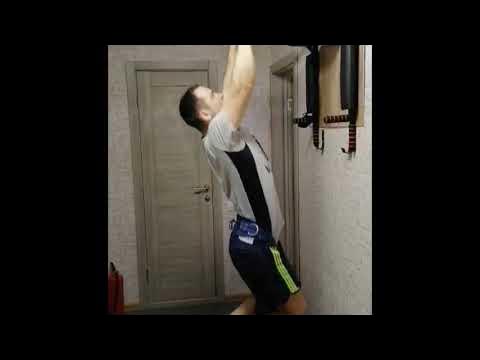 Подтягивания с гирей 16
