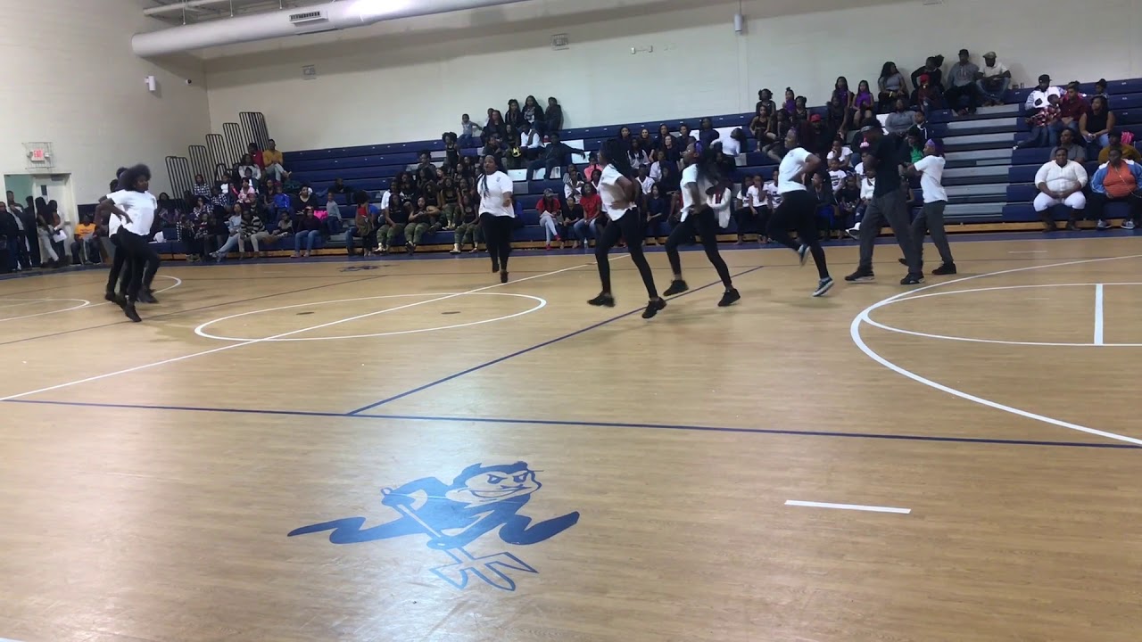 Majorette Stand Battle Walk Through Team Dance Diversity YouTube