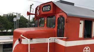 1次觀光列車枋寮站2A月台柴油機車頭更換完畢待發情形(R102)