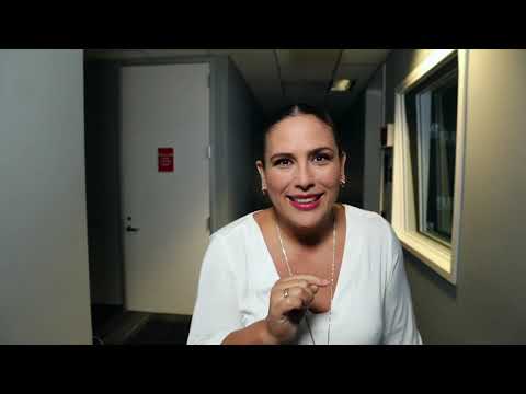 Video: Angelica Vale Juhlii Joulua