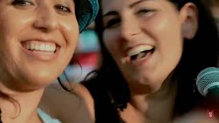 WE ARE THE THOUSAND - Music Movie Review - #foofighters #WeAreTheThousand #rockumentary
MOVIES. EVENTS. ENTERTAINMENT.
Gofobo brings fans from around the world, access to advance movie screenings,
events, premieres, and exclusive content.
Become a Gofobo Member now, it’s FREE! https://bit.ly/3okI2ub
Gofobo reviews the music documentary WE ARE THE THOUSAND. (Available on Amazon Prime Video).
Synopsis: What is the worlds greatest rock band? A thousand musicians and fans gather in Cesena, Italy to celebrate their favorite, the Foo Fighters.
Watch More Trailers: https://bit.ly/3uz5Pdw
Follow Gofobo on Social Media:
► Like us on FACEBOOK: https://bit.ly/3J2PQsj
► Follow us on TWITTER: https://bit.ly/3AWqucW
► Follow us on INSTAGRAM: https://bit.ly/3LcWtdC
#moviereview #MovieReviews, #WeAreTheThousand, #amazonprimevideo, #FooFighters , #musicmovie , #rockumentary , #davegrohl , #taylorhawkins WE ARE THE THOUSAND - Music Movie Review - #foofighters #WeAreTheThousand #rockumentary