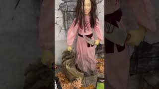 Betty Sharpe Animatronic at Spirit Halloween shorts halloween spirithalloween